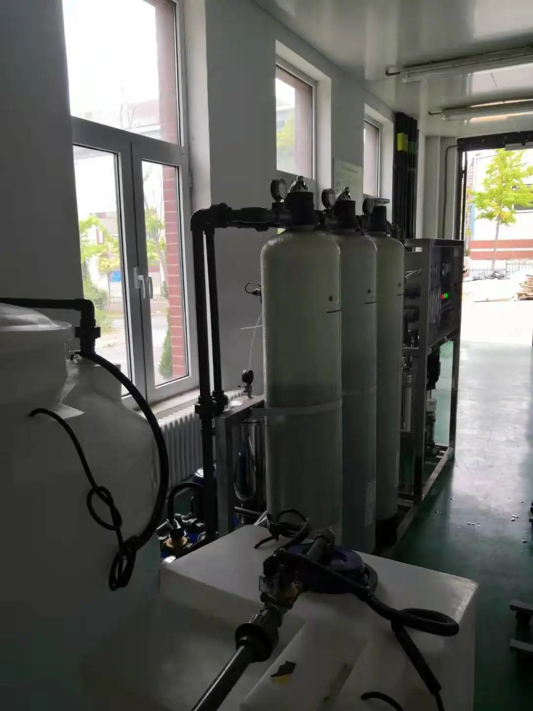 燃料電池及氫源技術(shù)國家工程研究中心兩臺實驗室純水設(shè)備維護插圖6 燃料電池及氫源技術(shù)國家工程研究中心兩臺實驗室純水設(shè)備維護插圖6